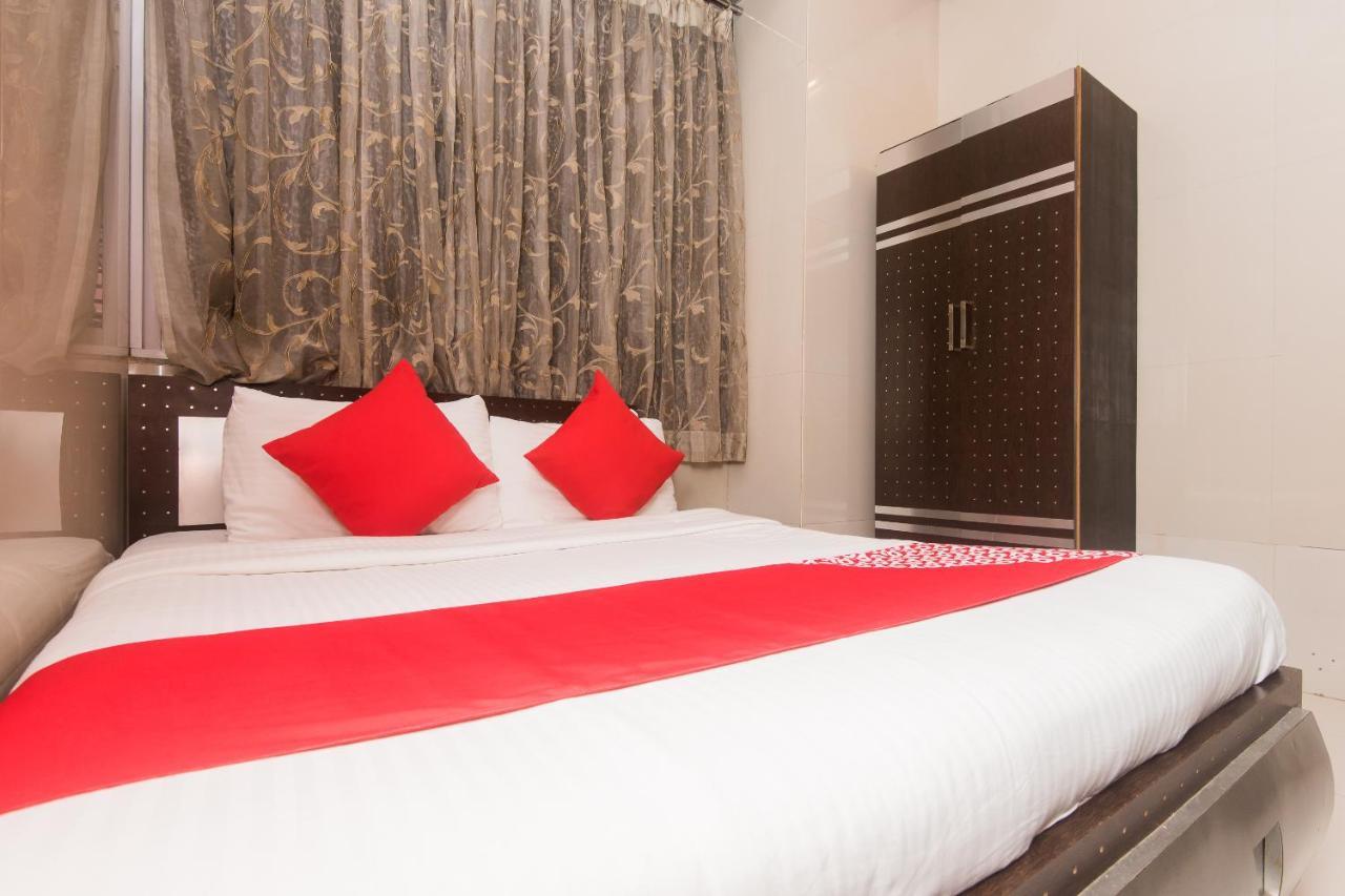 Hotel Oliver, Colaba Мумбаї Екстер'єр фото
