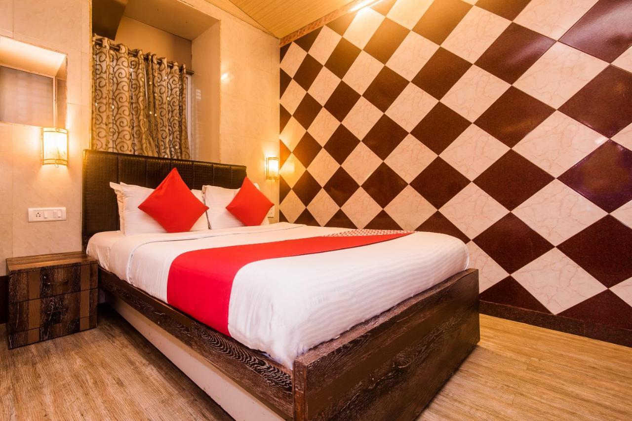 Hotel Oliver, Colaba Мумбаї Екстер'єр фото