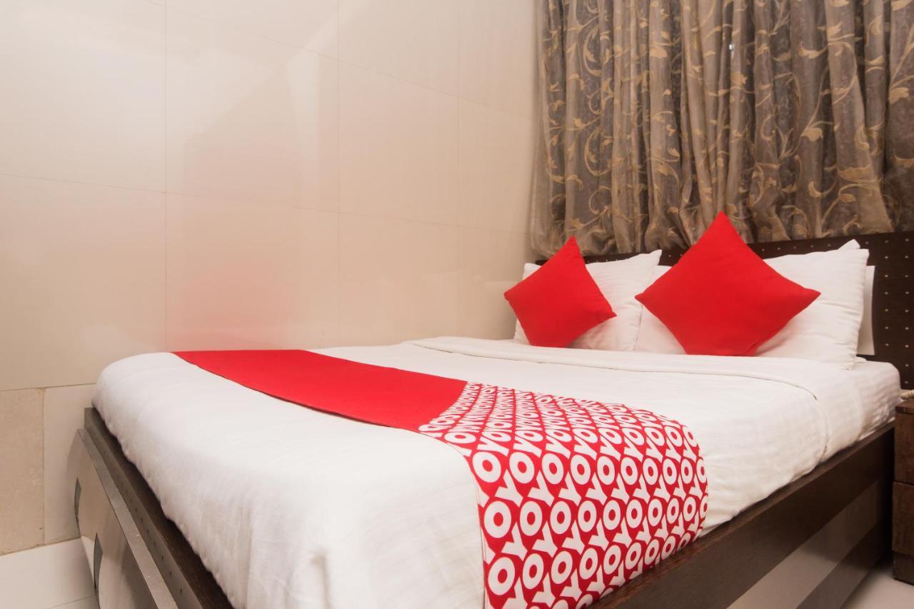Hotel Oliver, Colaba Мумбаї Екстер'єр фото